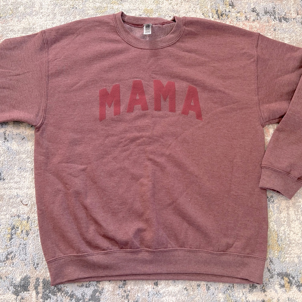 Mama Sweatshirt, Hearhered Burgendy